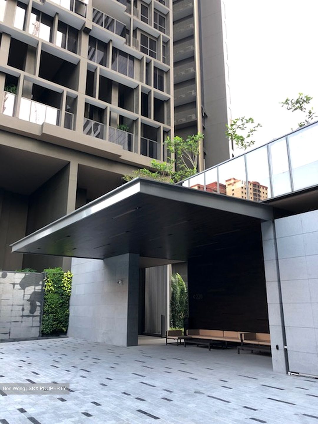 Commonwealth Towers (D3), Condominium #302715271